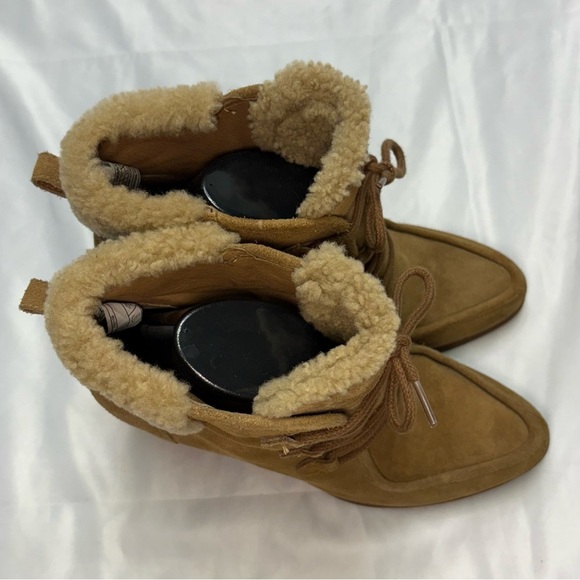 UGG Analise Lace Up Booties Women’s 10 Chestnut Brown Heeled Sheepskin Lined - Picture 8 of 14